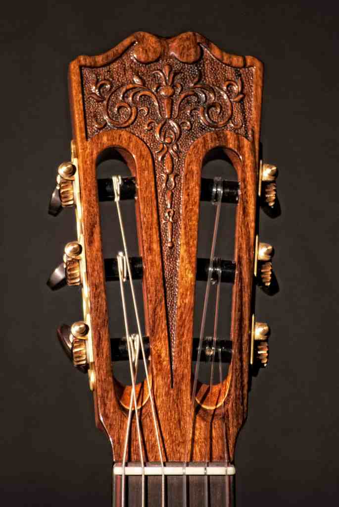 personalizzazioni-lavorazione-di-precisione-su-paletta-chitarra-classica