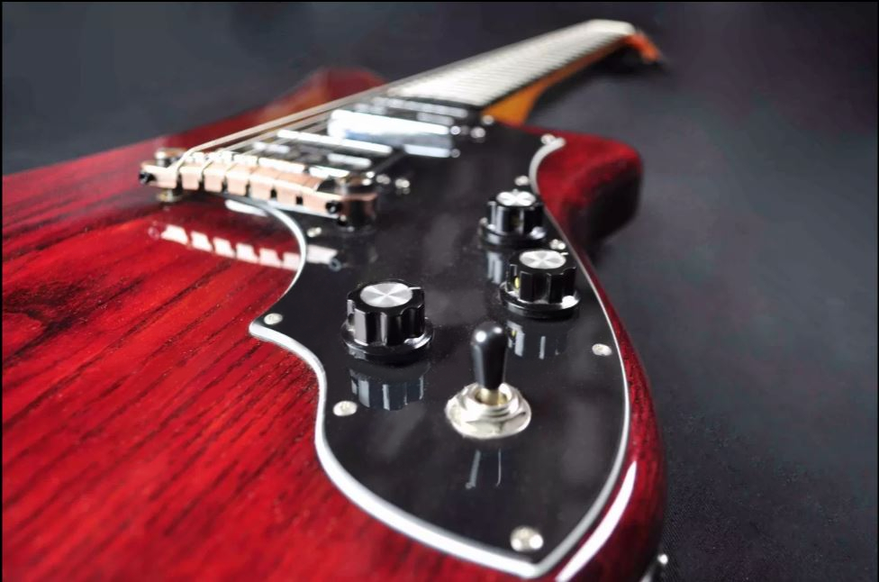 chitarra-sarisch-liuteria-Cocopelli