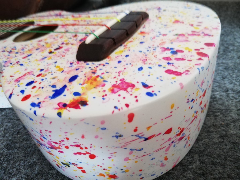 personalizzazioni-su-chitarre-liuteria-cocopelli