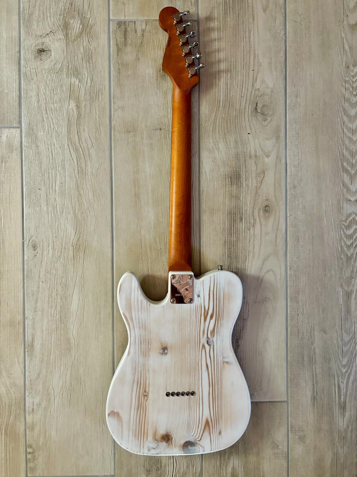 tv-classic-back-side-view